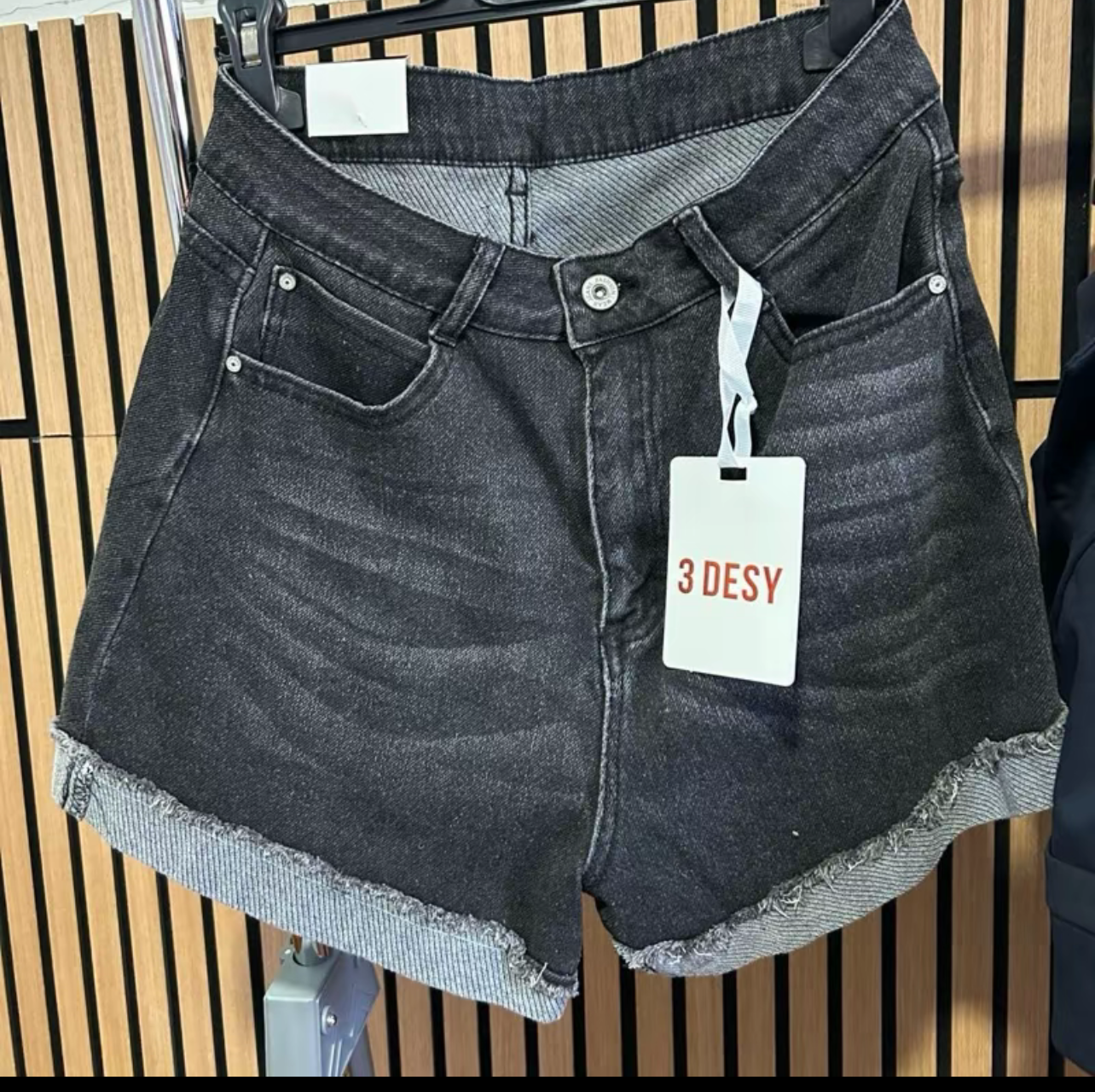 Pantaloncino L