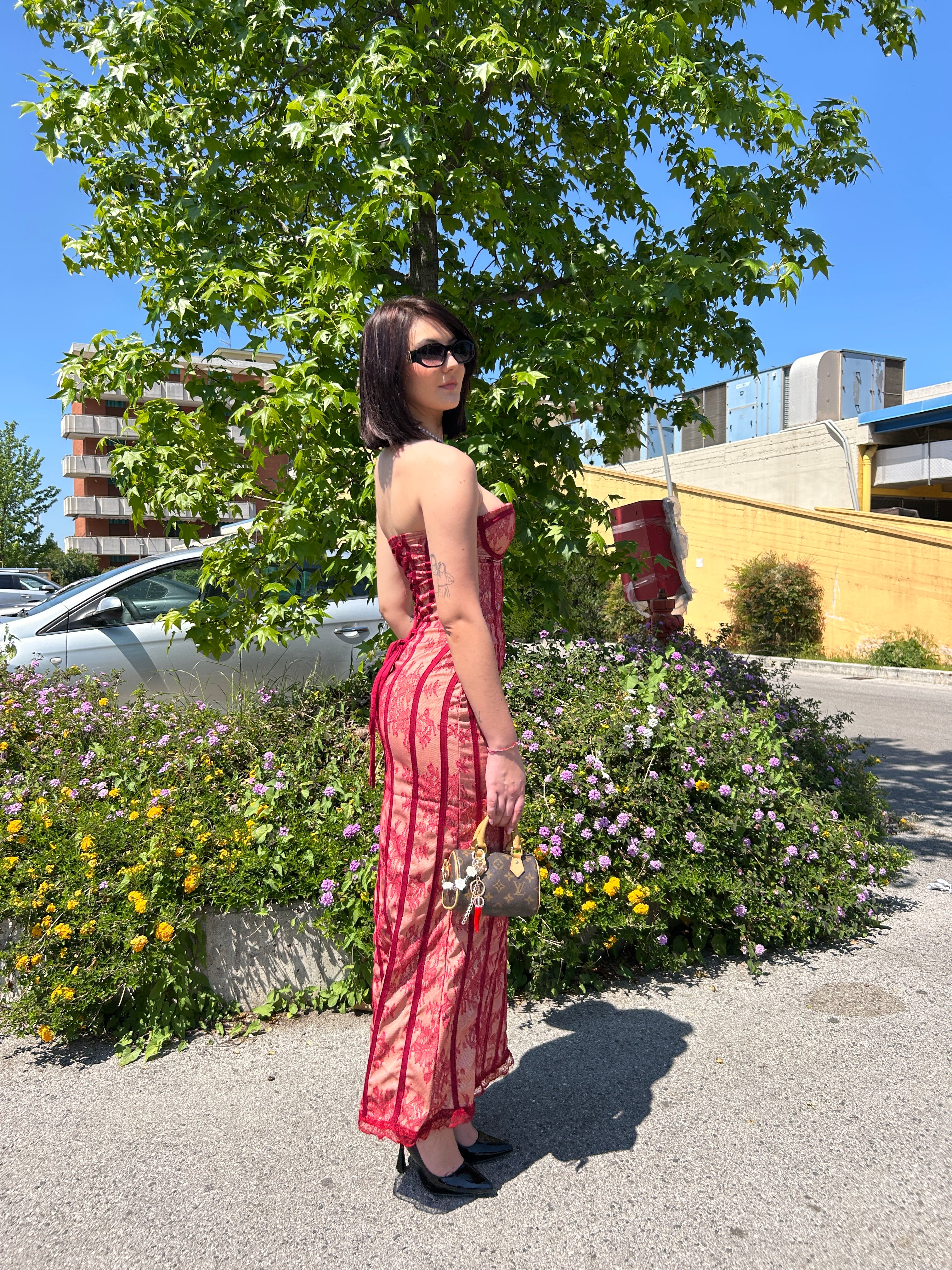 Abito in pizzo bordeaux